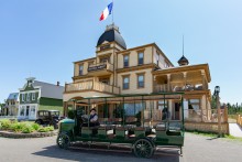Hôtel Château Albert - Village Historique Acadien